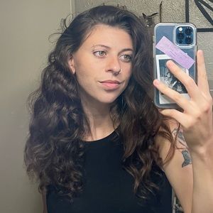 Meet your Posher, Allyson (Al-G)